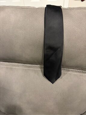 Donald Trump Signature Collection Classic Black Satin Men's Tie